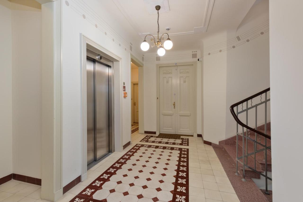 Apartament Rent Like - Noakowskiego 16 *